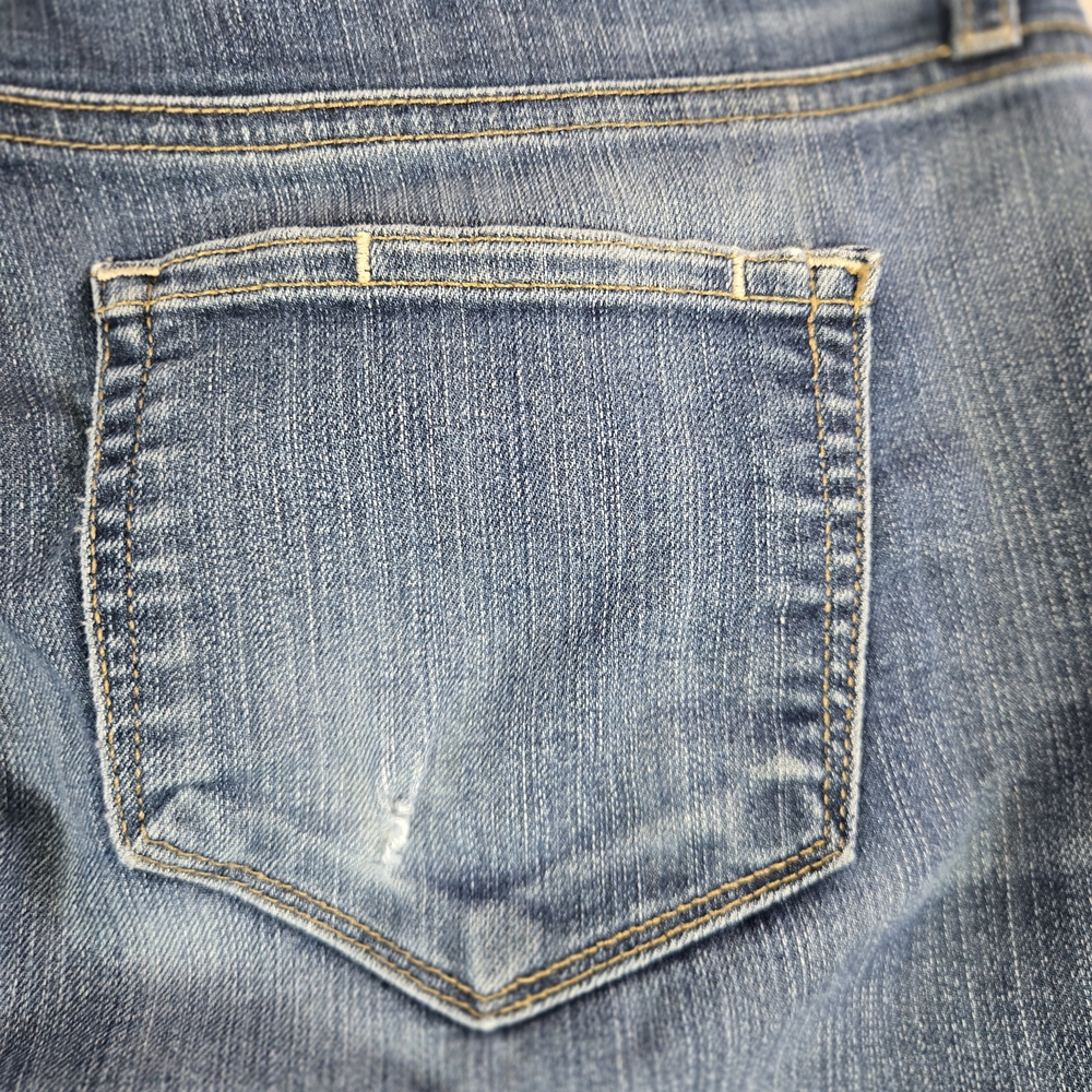 PAIGE Roxie Capri Jeans Size 29 Blue Medium Wash Made in USA EUC - Picture 5 of 15